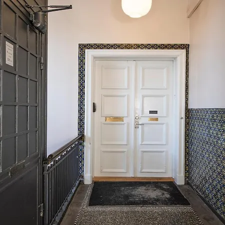 Kings Garden - 5 Bedrooms - 2 Baths By Daniel&jacob's 아파트