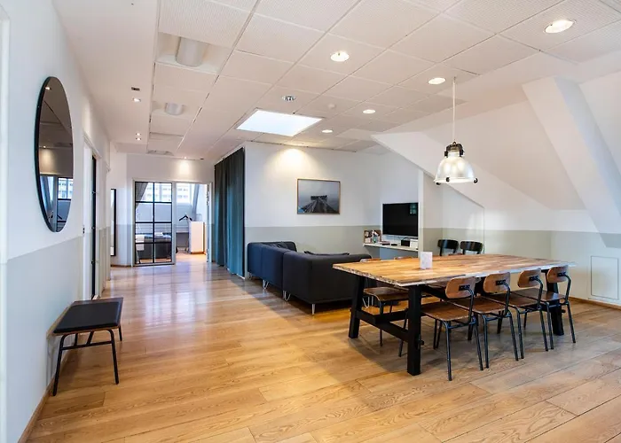 Kings Garden - 5 Bedrooms - 2 Baths By Daniel&jacob's Apartment