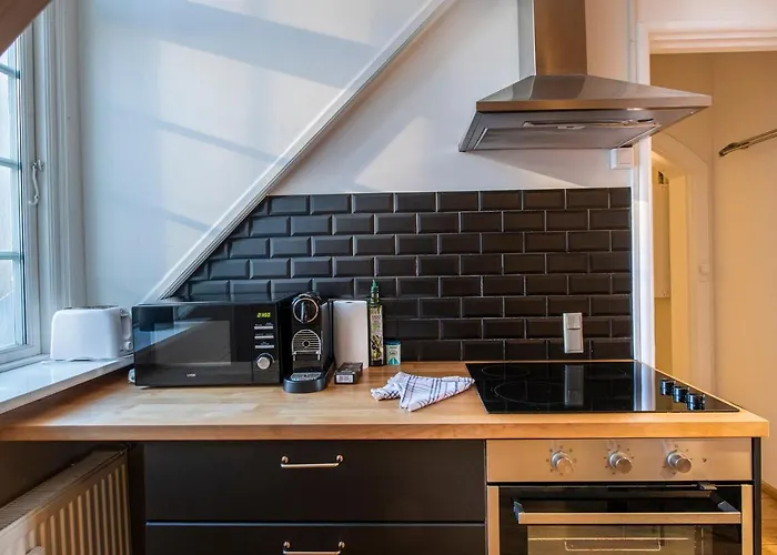 Апартаменты Kings Garden - 5 Bedrooms - 2 Baths By Daniel&jacob's